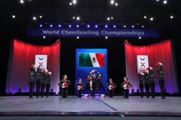 Conquistan cheerleaders queretanas medallas en competencias mundiales